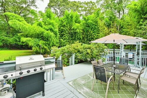 Tranquil & Pet-Friendly Estate on Long Island!