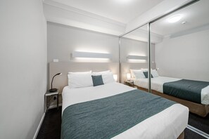 1 chambre, fer et planche à repasser, Wi-Fi, draps fournis