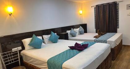 SMJ GRAND HOTEL & MAHAL