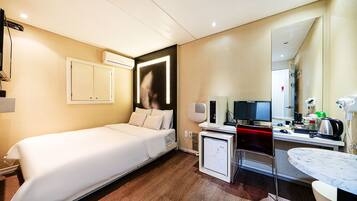 Deluxe-Doppelzimmer | Laptopgeeigneter Arbeitsplatz, kostenloses WLAN