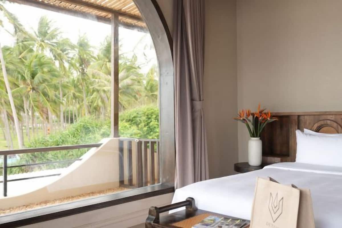 Cortinas blackout y sistema de insonorización