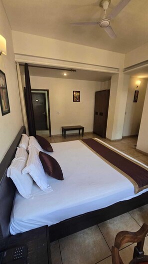 Standard Room | Free WiFi