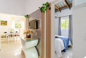 2 quartos, ferros/tábuas de passar roupa, Wi-Fi, roupa de cama