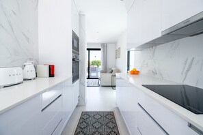 Fridge, microwave, oven, dishwasher - 125 Quinta do Paraiso, elegant Holiday Villa! (Carvoeiro)