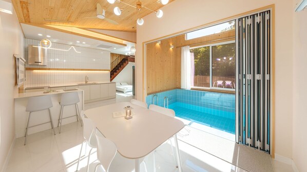 Basic Room, 2 Bedrooms (Stay dokche CHAE(No pets Allowed)) - Stay Osolchae Dokche Pool Villa Pension (Gangneung)