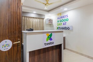 Reception - Treebo Petals Suites & Banquet - New Town (Barasat)