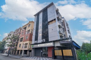 Interior - Treebo Petals Suites & Banquet - New Town (Barasat)