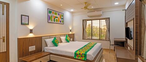 Standard Room | Individually furnished, desk, blackout drapes, iron/ironing board