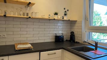 冰箱、炉灶、洗碗机、茶具/咖啡用具