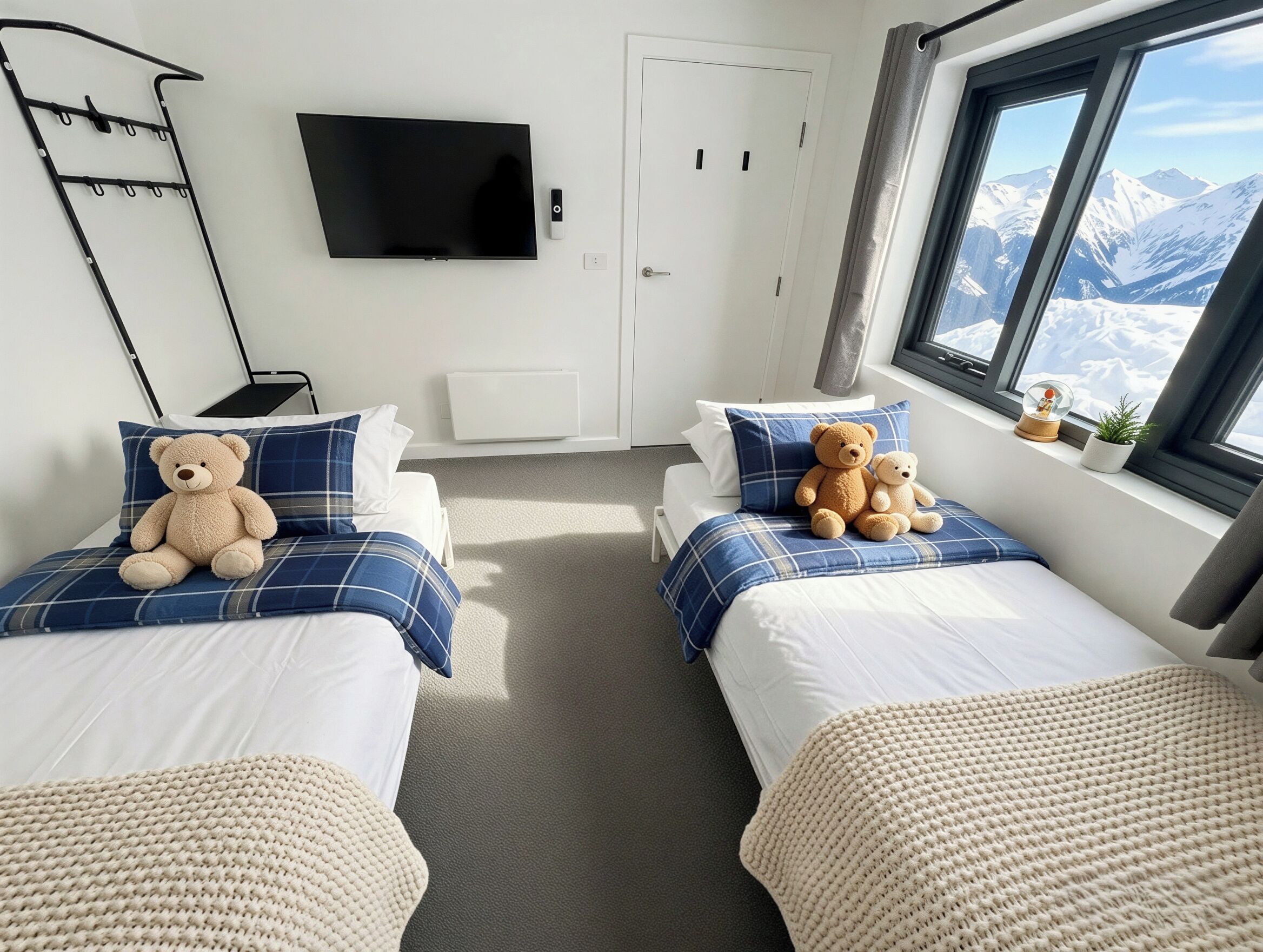 3 bedrooms, iron/ironing board, travel cot, free WiFi