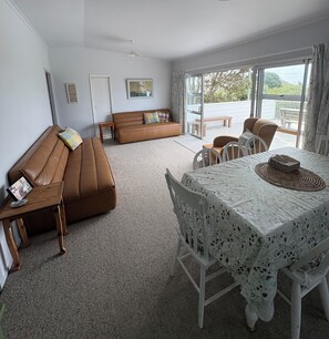 Living area - Sea views 3-bedroom Waihi Beach (Waihi Beach)