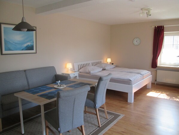 2 bedrooms, free WiFi, bed sheets