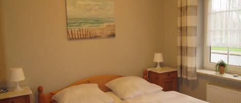 2 habitaciones, tabla de planchar con plancha y wifi gratis