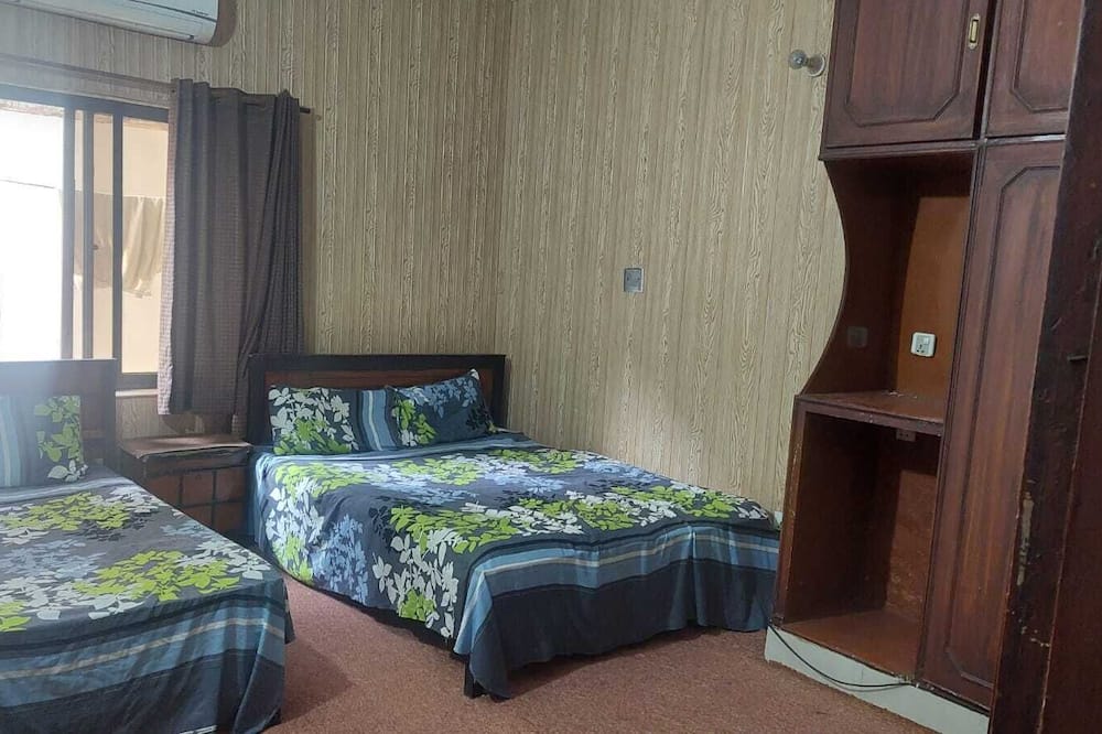 Sameer Guest House