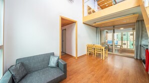 Basic Room, 1 Bedroom (Peppermint (Duplex/Spa/Private BBQ)) | 1 bedroom, free WiFi - Gapyeong Arom Spa Pension (Gapyeong)