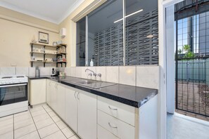 Apartment - Bright Retreat in Rapid Greek (Rapid Creek)