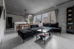 Televisión de pantalla plana