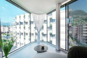 Living area - Flat Iron Apartments  (Lugano)
