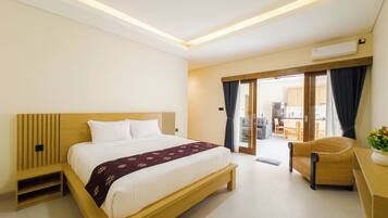 Villa, 2 Bedrooms, Pool View