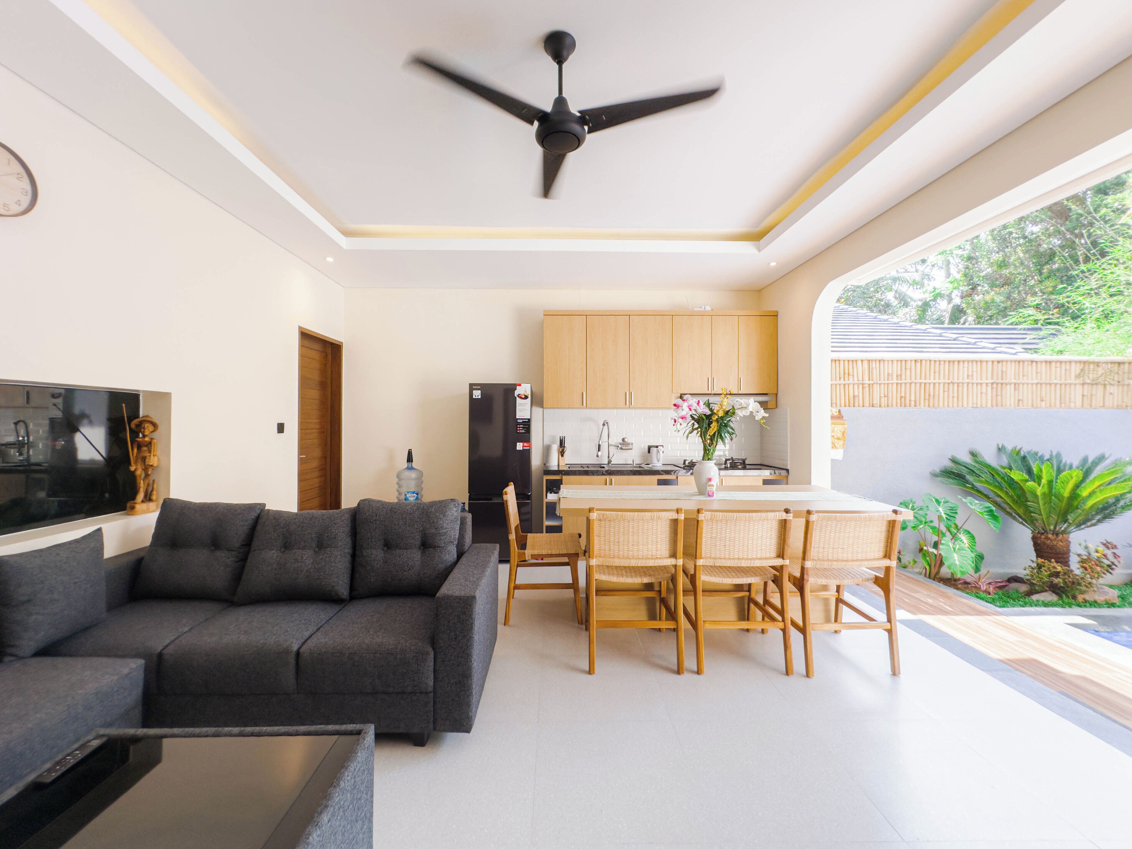 Villa, 2 Bedrooms, Pool View | Private kitchen