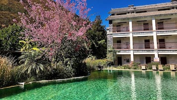 3 piscinas al aire libre