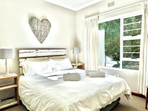 4 soverom, strykejern/-brett, wi-fi og sengetøy