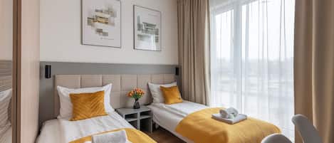 Habitación clásica con 2 camas individuales | Escritorio, espacio para trabajar con laptop y wifi gratis