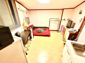 1 bedroom, iron/ironing board, WiFi, bed sheets