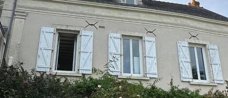 Fachada da propriedade