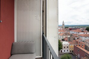 Appartement Supérieur, vue ville | Terrasse/Patio