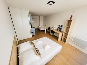 Studio, plusieurs lits