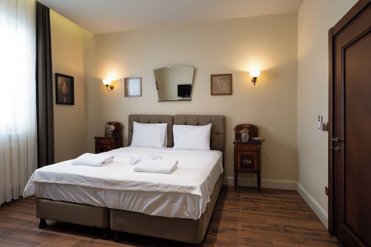 Camera Exclusive, 1 letto king con divano letto | 1 camera, biancheria in cotone egiziano