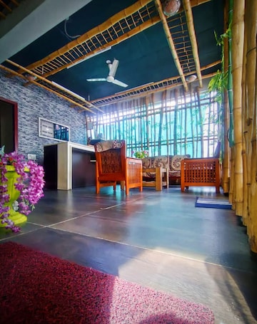 TV. Shavin Residency Wardha Maharashtra