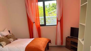 1 chambre, fer et planche Ă repasser, Wi-Fi, draps fournis