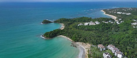 Villa, plusieurs chambres, fumeur, piscine privée | Plage