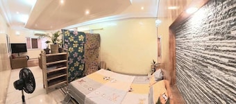 Room-luxury Furnished Room No1