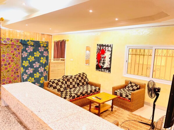 Zimmer, 1 Schlafzimmer, Raucher, Balkon | Wohnzimmer