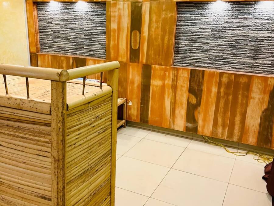Room, 1 Bedroom, Smoking, Balcony | Living room
