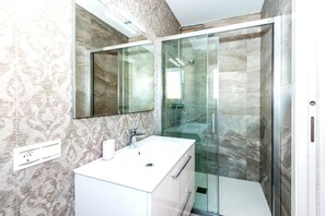 House | 3 bedrooms