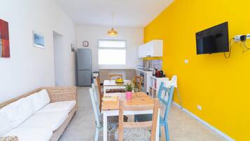4 bedrooms