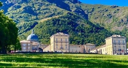 Large apartment in Biella, Italy located on historic Piazza Cisterna