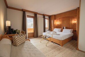 Deluxe Room, Mountain View | Desk, laptop workspace, free WiFi - Hotel Gaarten Benessere&Spa by Kleos Group Collection (Gallio)