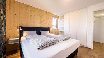 2 Schlafzimmer, Schreibtisch, kostenloses WLAN, Bettwäsche