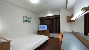 Gebar bulu kapas, meja, langsir/tirai gelap terus, Wi-fi percuma