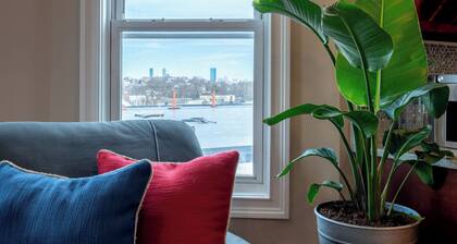 90 - 4BR Dorchester - Sleek Apt near Marina Bay