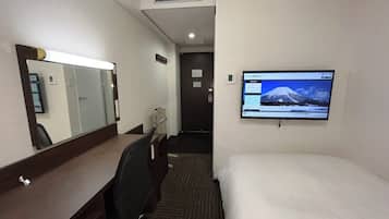 Down comforters, desk, blackout drapes, free WiFi