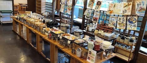Frukostbuffé varje dag (JPY 1000 per person)