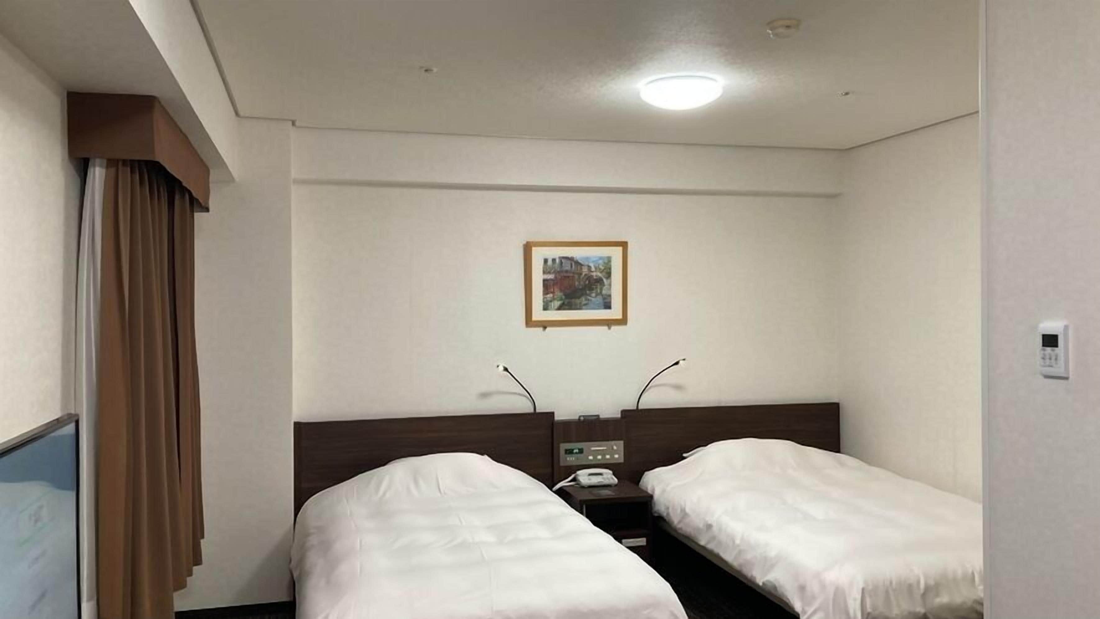 مكتب وواي فاي مجانًا