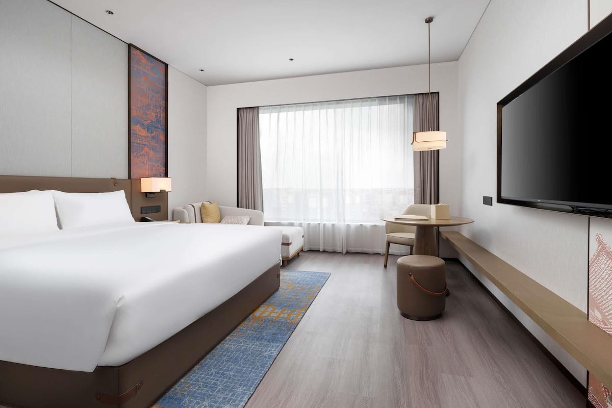 Classic Room, 1 King Bed