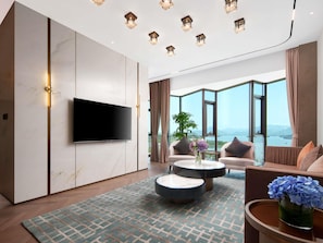 Premium bedding, down duvets, minibar, in-room safe - Grand Mercure Hangzhou Qingshan Lake (Hangzhou)